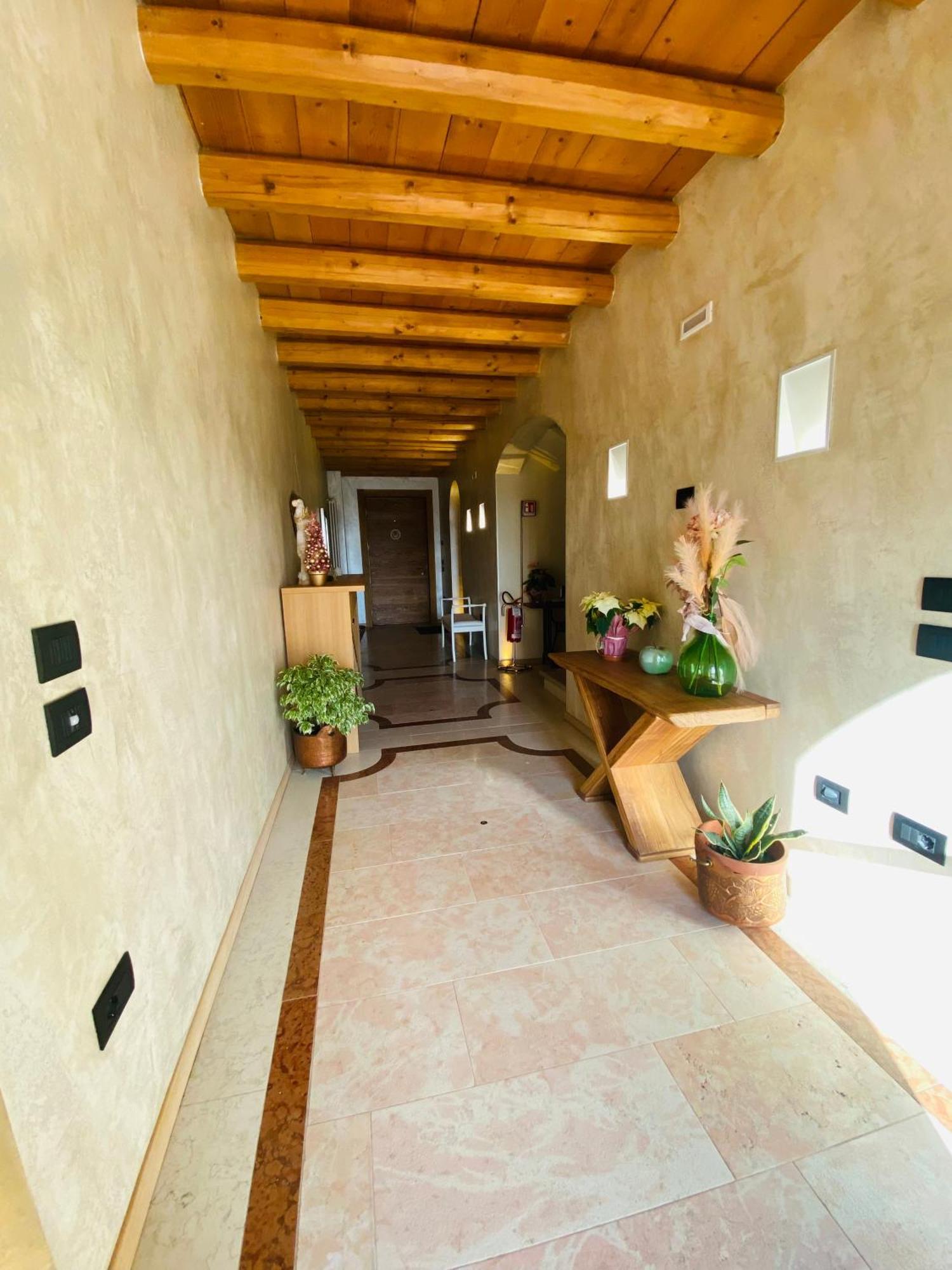 Hotel Petite Pomme Romano D'Ezzelino Exterior foto